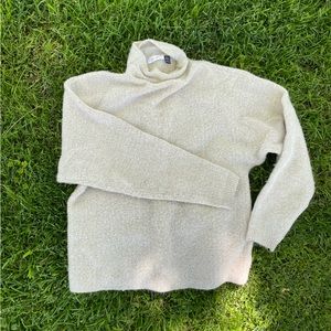 XS Cream Turtleneck Sweater